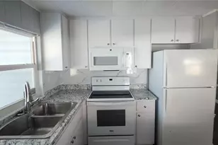 10803 Freedom Dr, Port Richey, FL 34668 - Photo 29