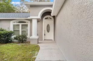 542 Fairbanks Rd, Spring Hill, FL 34608 - Photo 9