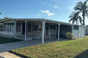 3211 Lanark Dr, Holiday, FL 34690 - Photo 3