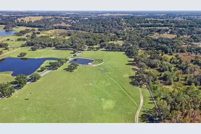 8955 Fort King Road, Zephyrhills, FL 33541 - Photo 39