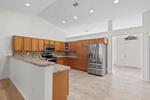 11217 Kangley Ln, Spring Hill, FL 34608 - Photo 11