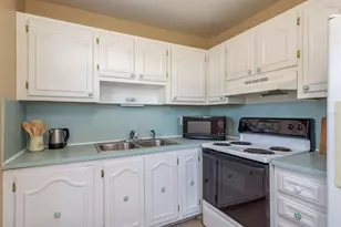 11601 Bayonet Ln, New Port Richey, FL 34654 - Photo 11