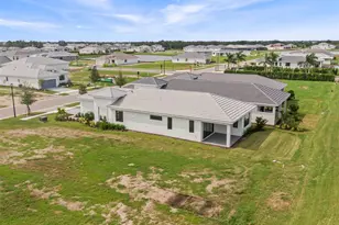 18340 Rockport Pl, Lakewood Ranch, FL 34211 - Photo 7