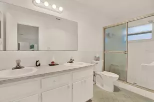 720 Bowsprit Pl, Palm Harbor, FL 34685 - Photo 23