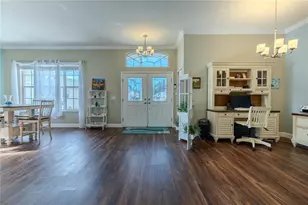 320 McIntosh Ct, Spring Hill, FL 34609 - Photo 9