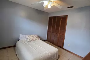 7605 Landmark Dr, Spring Hill, FL 34606 - Photo 21