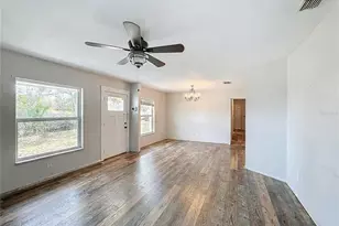 9421 Sunshine Grove Rd, Brooksville, FL 34613 - Photo 7