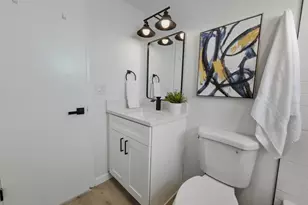 2721 Flint Isle Pl, Holiday, FL 34691 - Photo 25