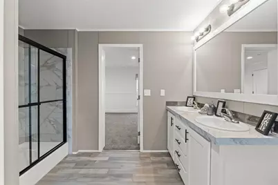 14235 Hurricane Drive, Weeki Wachee, FL 34614 - Photo 33