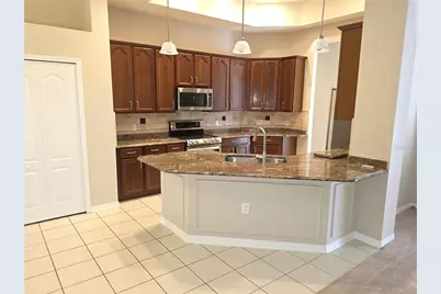 617 Glastonbury Court, Spring Hill, FL 34609 - Photo 7