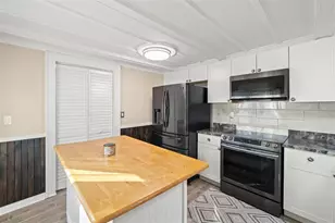 7288 Coventry Ct, Weeki Wachee, FL 34607 - Photo 13