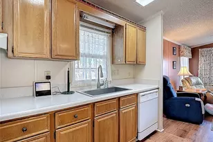 9253 Scepter Ave, Brooksville, FL 34613 - Photo 17