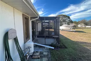 5375 Patricia Pl, Weeki Wachee, FL 34607 - Photo 25