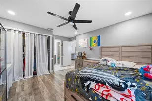9823 Sunnyoak Dr, Riverview, FL 33569 - Photo 17