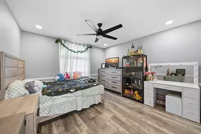 9823 Sunnyoak Drive, Riverview, FL 33569 - Photo 17