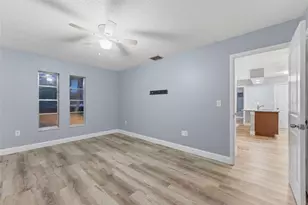 6211 Lorraine Ln, Spring Hill, FL 34608 - Photo 15