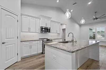 222 SW 22nd Avenue, Trenton, FL 32693 - Photo 9