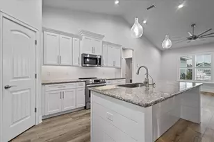 222 SW 22nd Ave, Trenton, FL 32693 - Photo 9