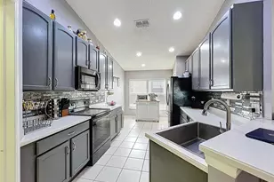 189 Center Oak Cir, Spring Hill, FL 34609 - Photo 13