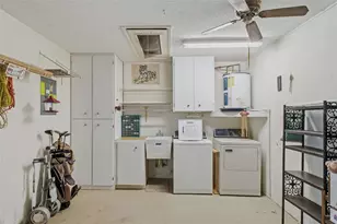 6606 Brambleleaf Dr, Spring Hill, FL 34606 - Photo 21