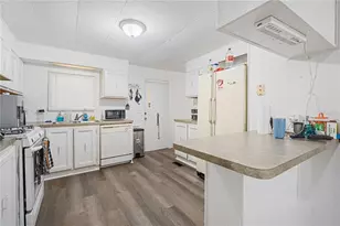 3617 Cr 406, Lake Panasoffkee, FL 33538 - Photo 11