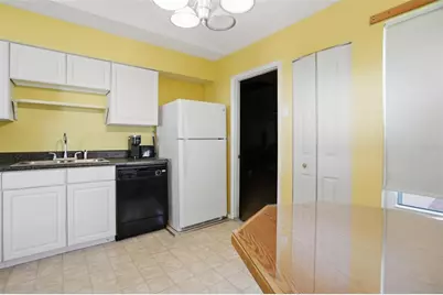 3280 Ambassador Avenue, Spring Hill, FL 34609 - Photo 7