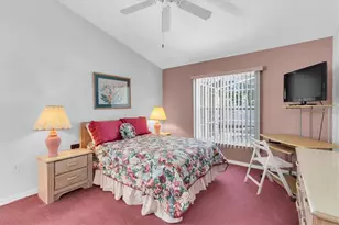 11007 Basquin Ct, Port Richey, FL 34668 - Photo 15