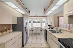 11007 Basquin Ct, Port Richey, FL 34668 - Photo 11