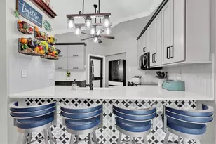 1170 Falcon Ridge Ln, Palm Harbor, FL 34683 - Photo 9