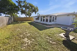 7903 Valmy Ln, Port Richey, FL 34668 - Photo 33