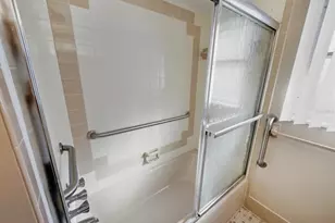 7903 Valmy Ln, Port Richey, FL 34668 - Photo 27