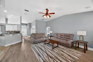 10539 Gooseberry Ct, Trinity, FL 34655 - Photo 9