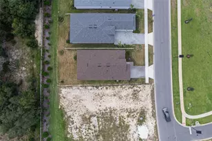 940 Club Cresswind Dr, Lady Lake, FL 32159 - Photo 31