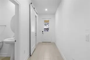 19432 Forest Garden Ct, Brooksville, FL 34601 - Photo 9