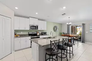 370 Argyll Dr, Spring Hill, FL 34609 - Photo 7