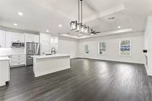 11374 Paramount Ave, Weeki Wachee, FL 34614 - Photo 19