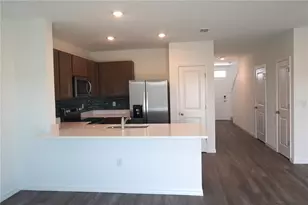 2476 Riversong Ldg Ln, Wesley Chapel, FL 33543 - Photo 9