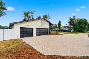 916 River Rapids Ave, Brandon, FL 33511 - Photo 5