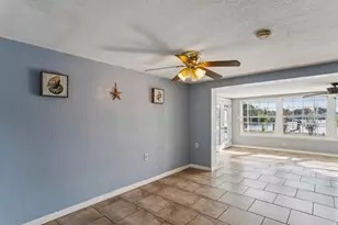 5820 Melaleuca Dr, Holiday, FL 34690 - Photo 15