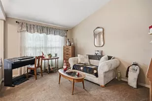 204 Planter Rd, Spring Hill, FL 34606 - Photo 5