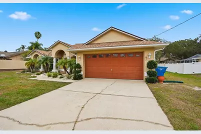 204 Planter Road, Spring Hill, FL 34606 - Photo 3