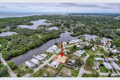 6836 Edgewater Drive, New Port Richey, FL 34652 - Photo 13