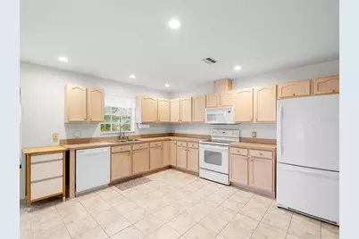 8431 Braganza Street, Spring Hill, FL 34608 - Photo 3