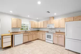 8431 Braganza St, Spring Hill, FL 34608 - Photo 3