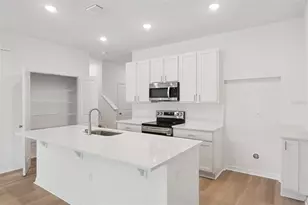 2254 Red Pine Ct, Eustis, FL 32726 - Photo 7