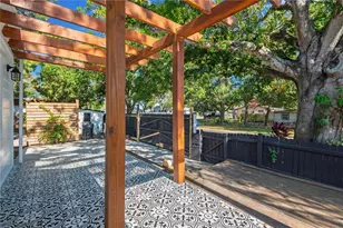 4400 44th Ave N, Saint Petersburg, FL 33714 - Photo 25