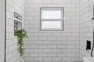 4400 44th Ave N, Saint Petersburg, FL 33714 - Photo 15