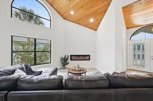 1821 NW 20th Ave, Crystal River, FL 34428 - Photo 9