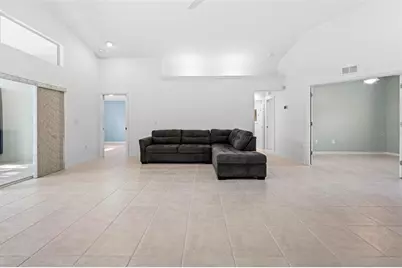 11330 Leeds Drive, Spring Hill, FL 34609 - Photo 9