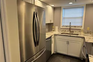 2210 Vista Del Sol Cir, Lutz, FL 33558 - Photo 9